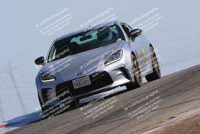 media/Jun-25-2023-Speed SF (Sun) [[f001402e15]]/Yellow Group/Session 2 (Outside Grapevine)/